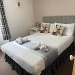 1 Bedroom Apartment In Old Town